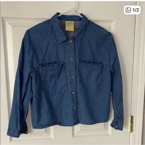 Button down boxy shirt